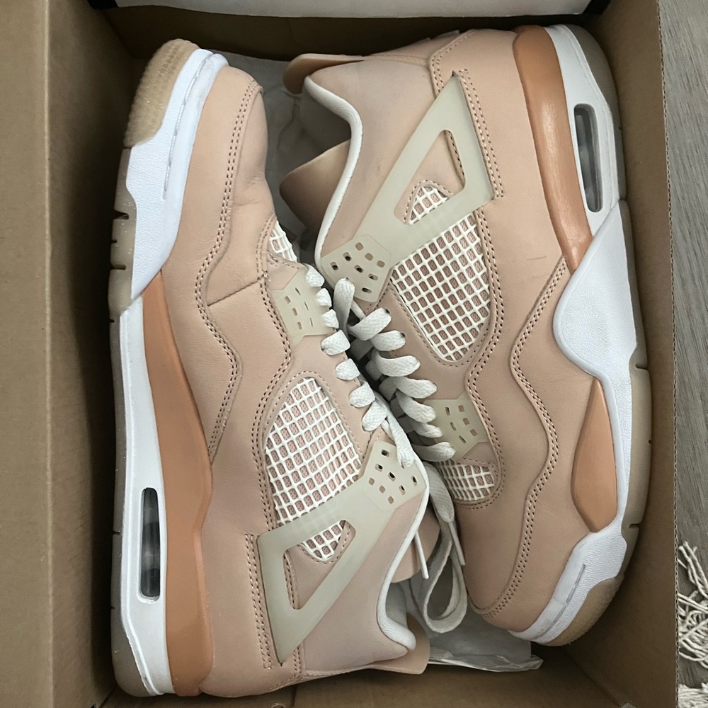 Jordan 4 retro ‘shimmer’